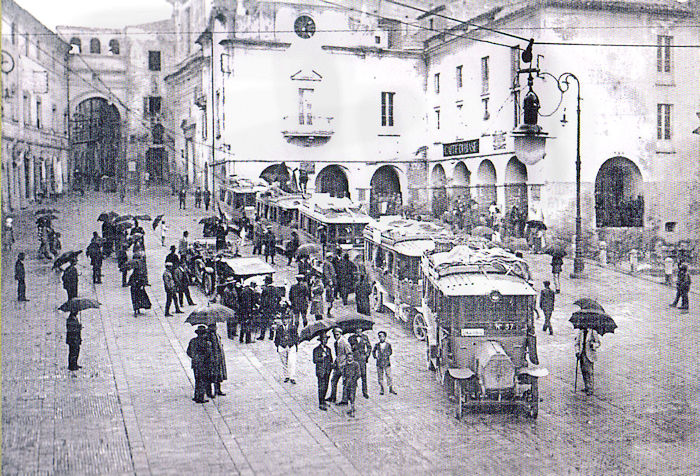 Piazza Luca da Penne - 19 settembre 1922