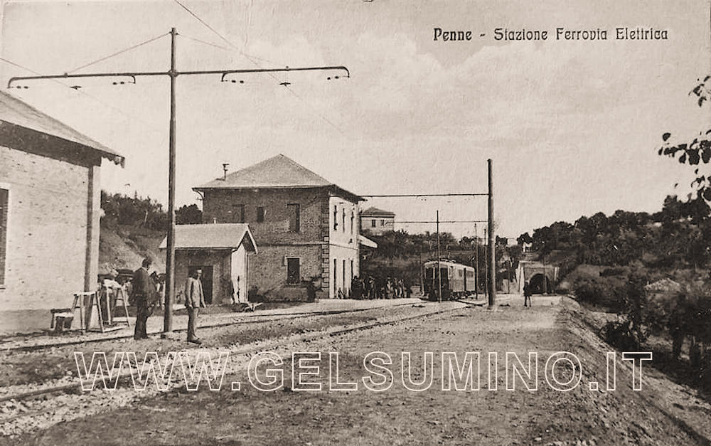 La stazione di Penne in una cartolina viaggiata nel 1930