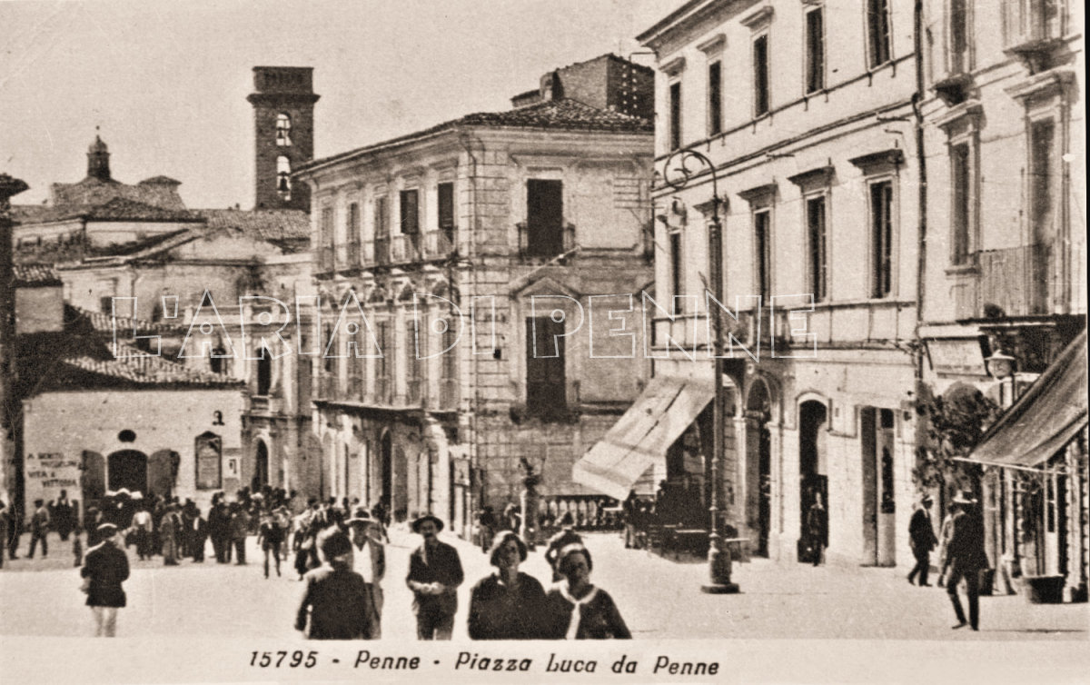 Piazza Luca da Penne 